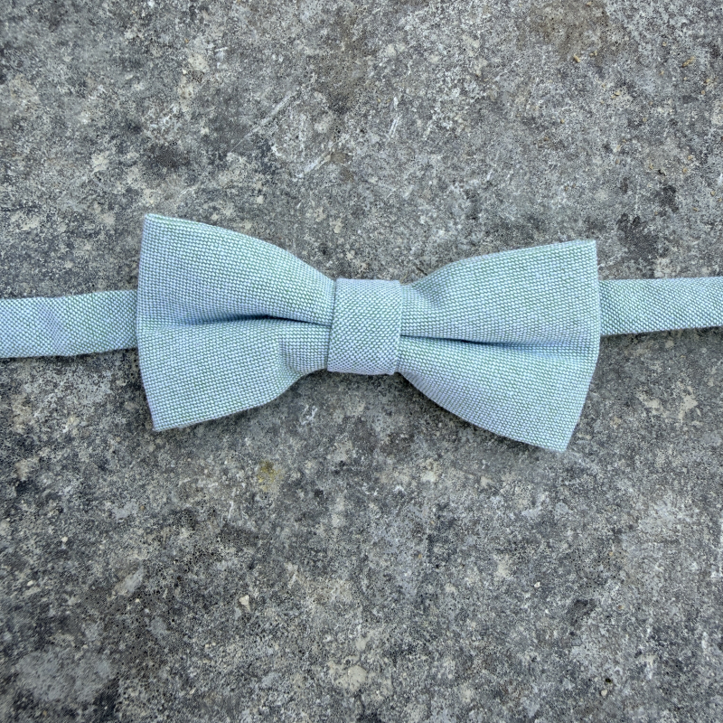 Noeud papillon enfant vert clair pour cérémonie